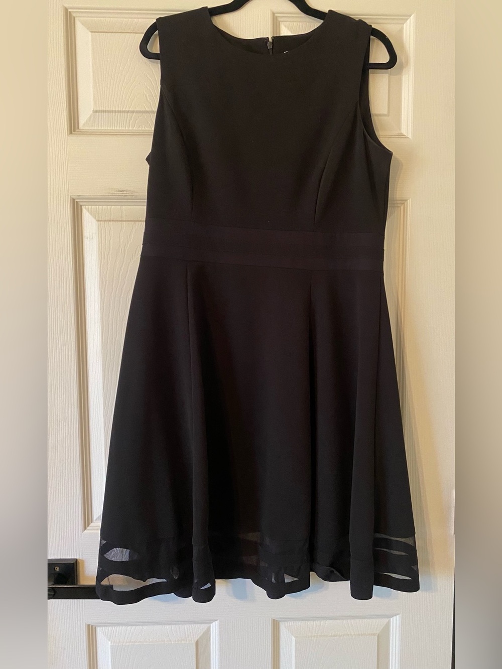 Calvin Klein Black Sleeveless Fit-and-Flare Dress